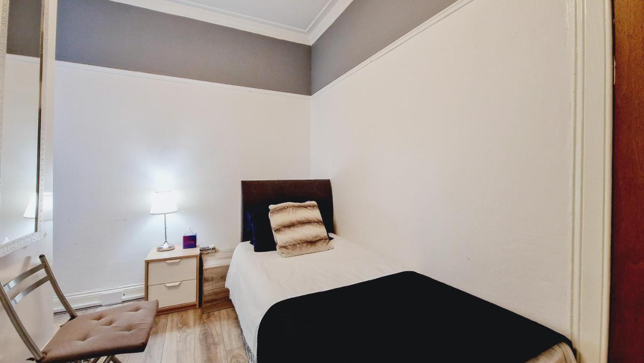 Bemersyde Guest House กลาสโกว์ ภายนอก รูปภาพ